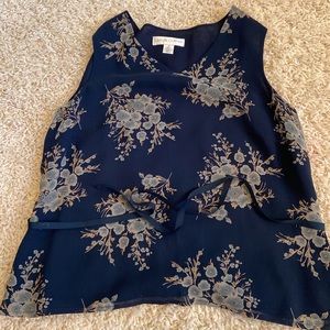 Cute retro sleeveless shirt